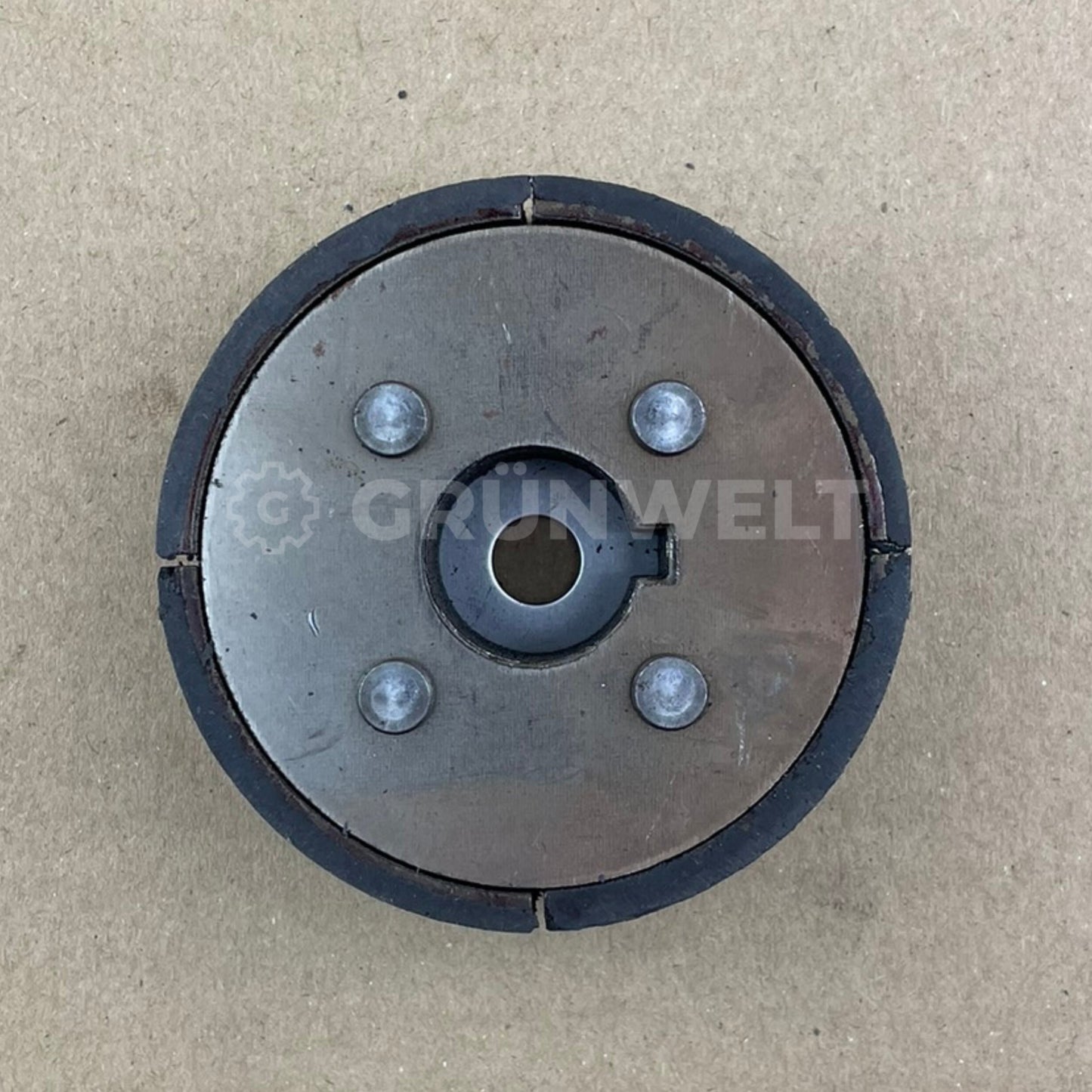 Replacement clutch for Grünwelt GW-200FC outboard motor